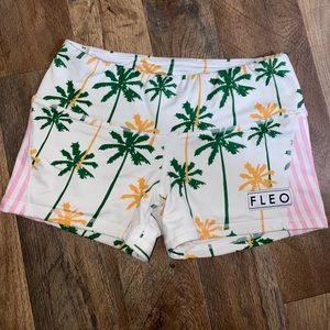 SOLD ON MERCARI Fleo Jackie Palms